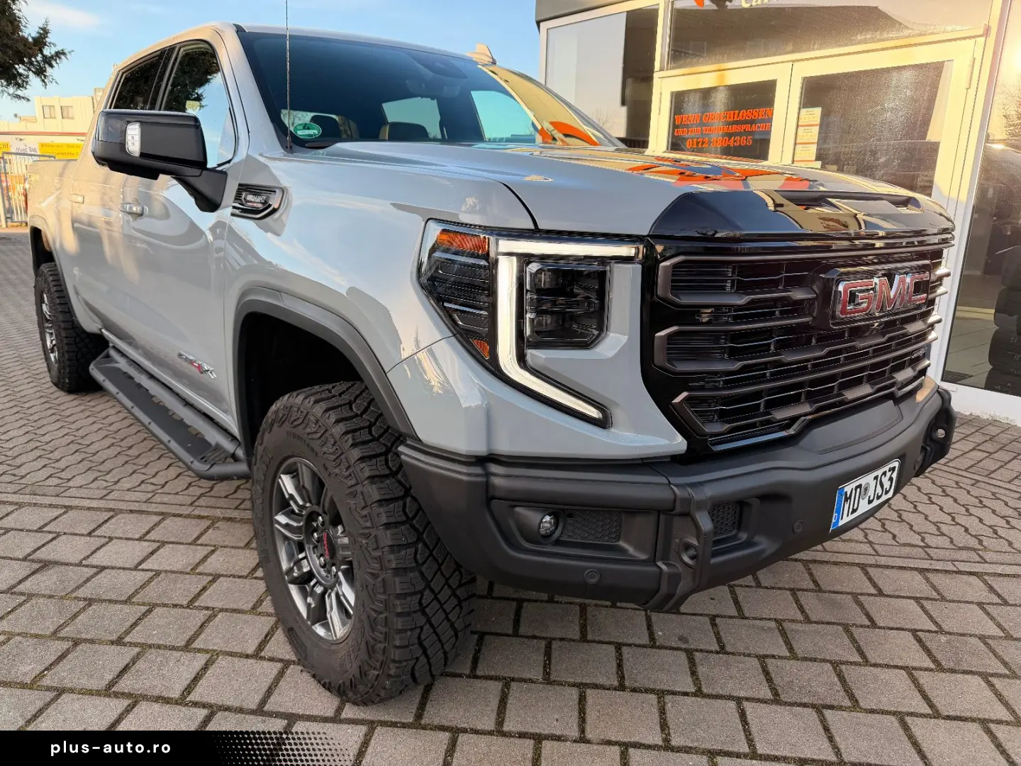 GMC Sierra
