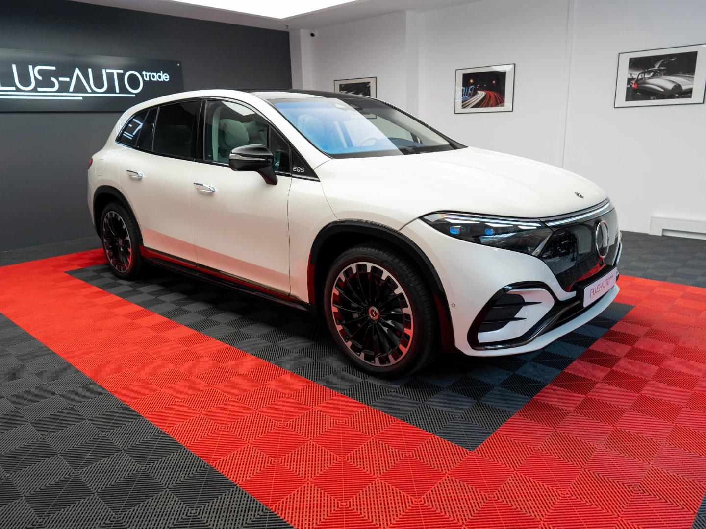 Mercedes-Benz Eqs Suv