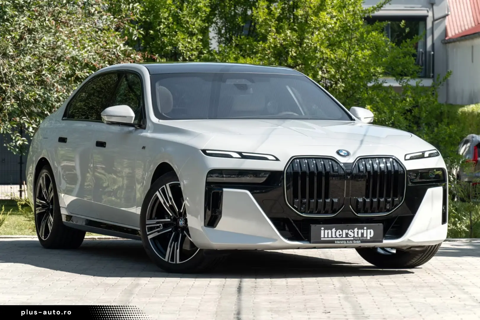 BMW 740