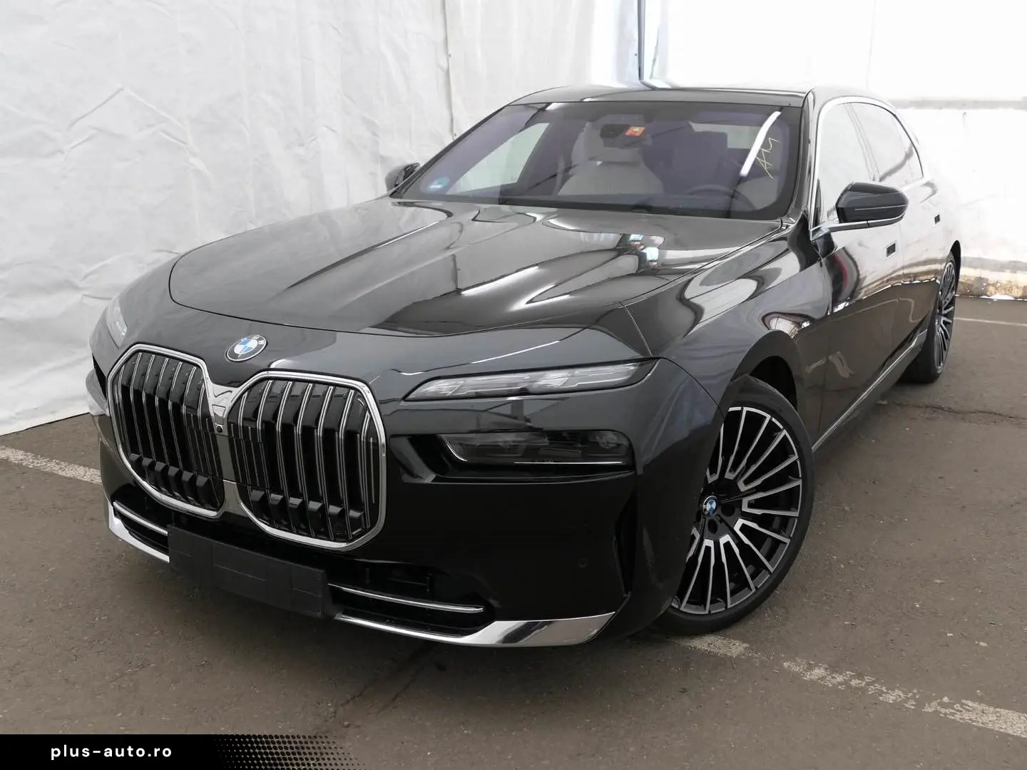 BMW 740