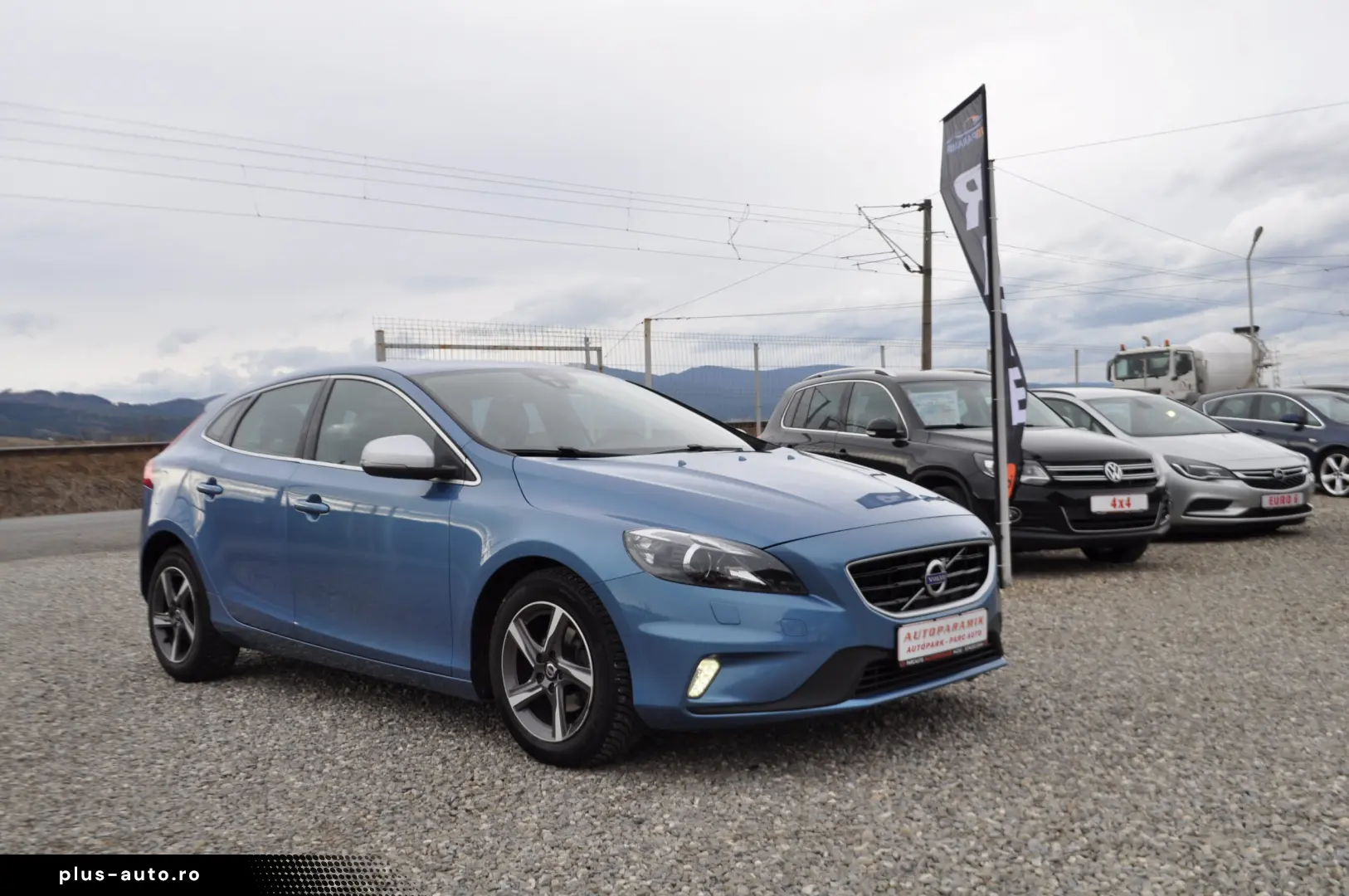 Volvo V40