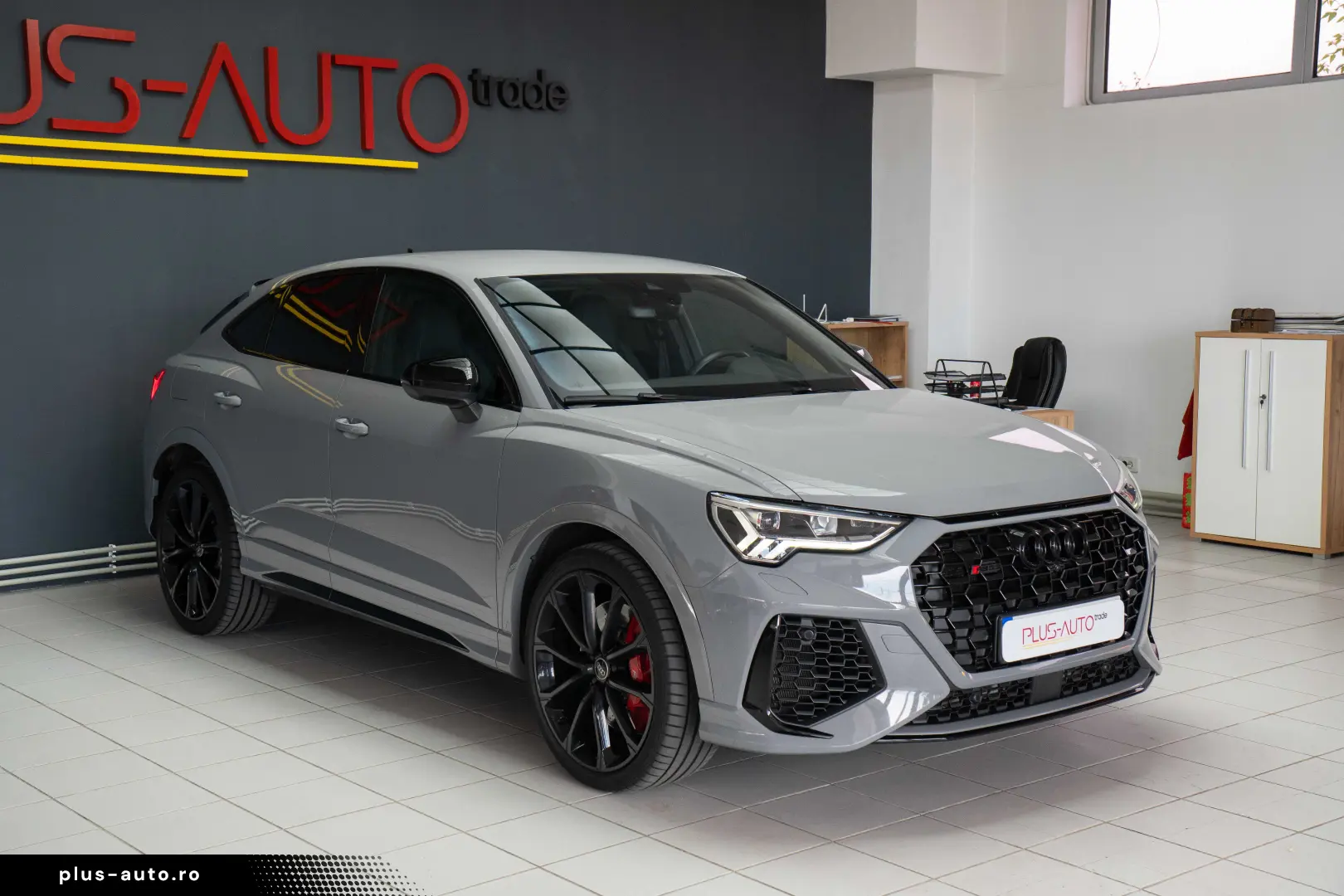 Audi Rsq3