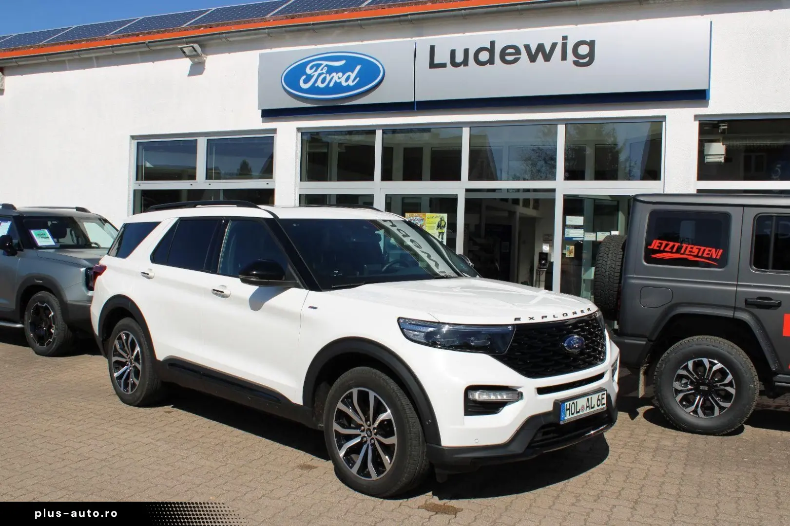 Ford Explorer