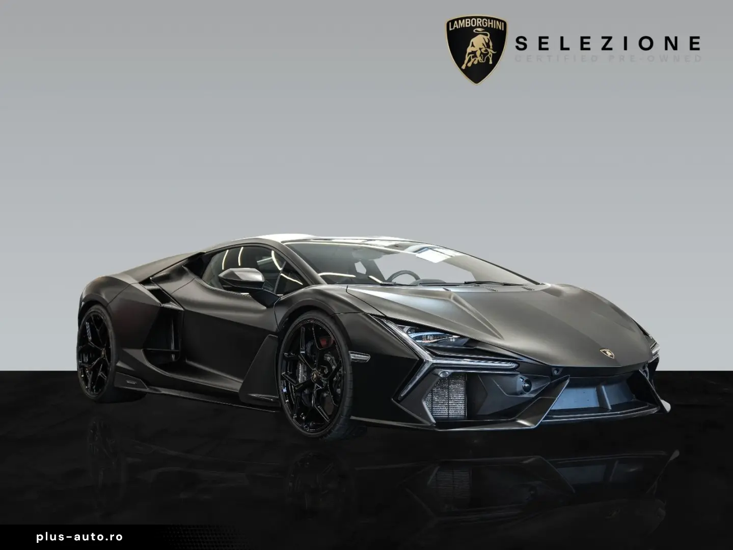 Lamborghini Revuelto