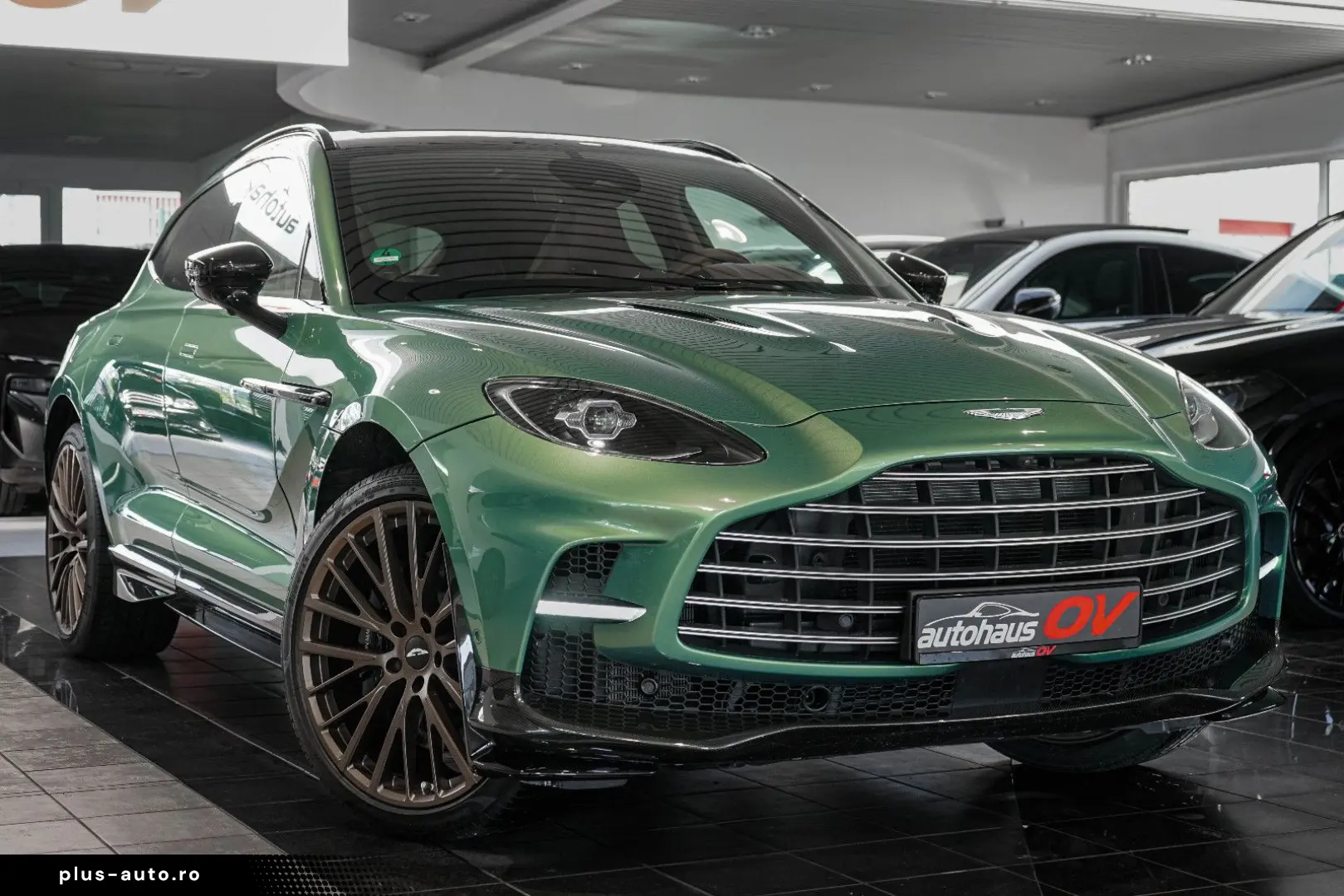 Aston Martin Dbx