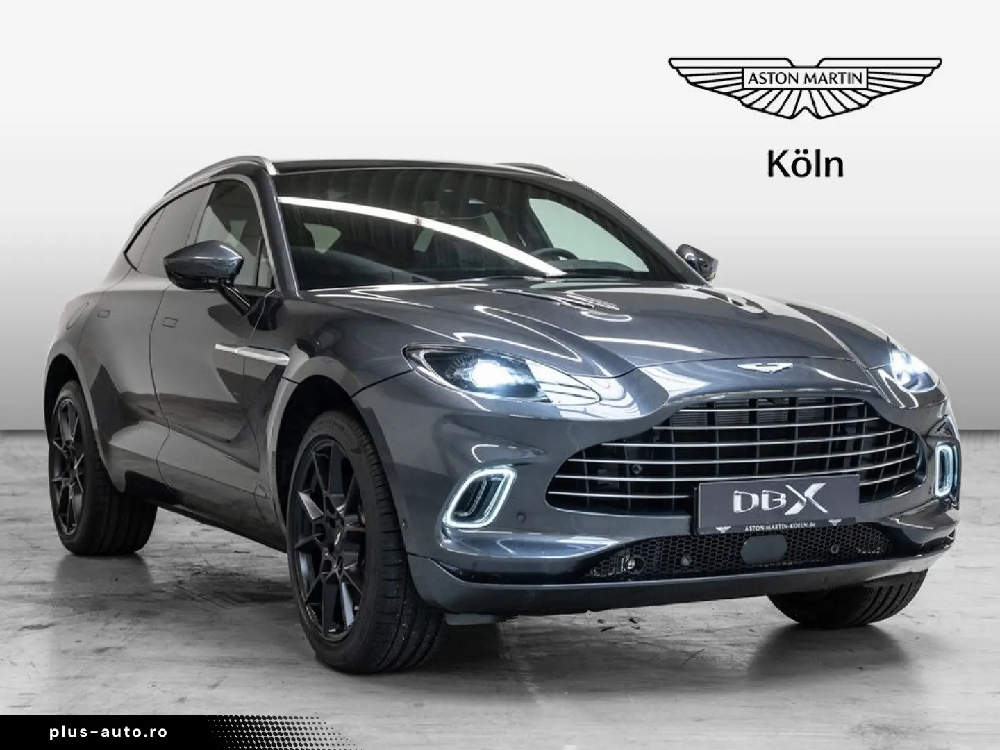Aston Martin Dbx