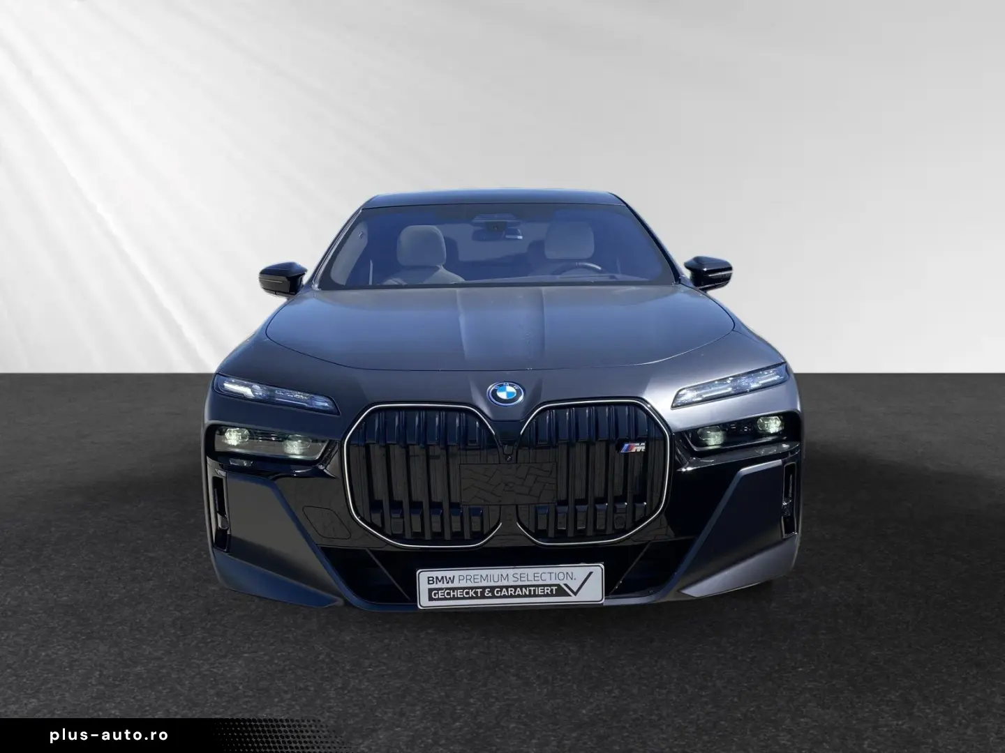 BMW M760