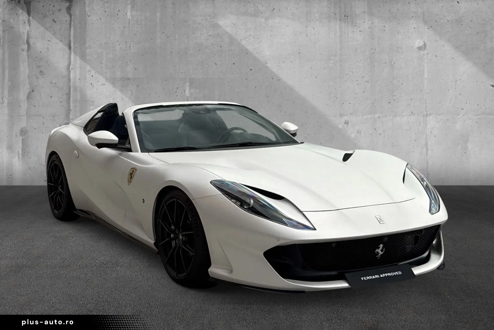 Ferrari 812