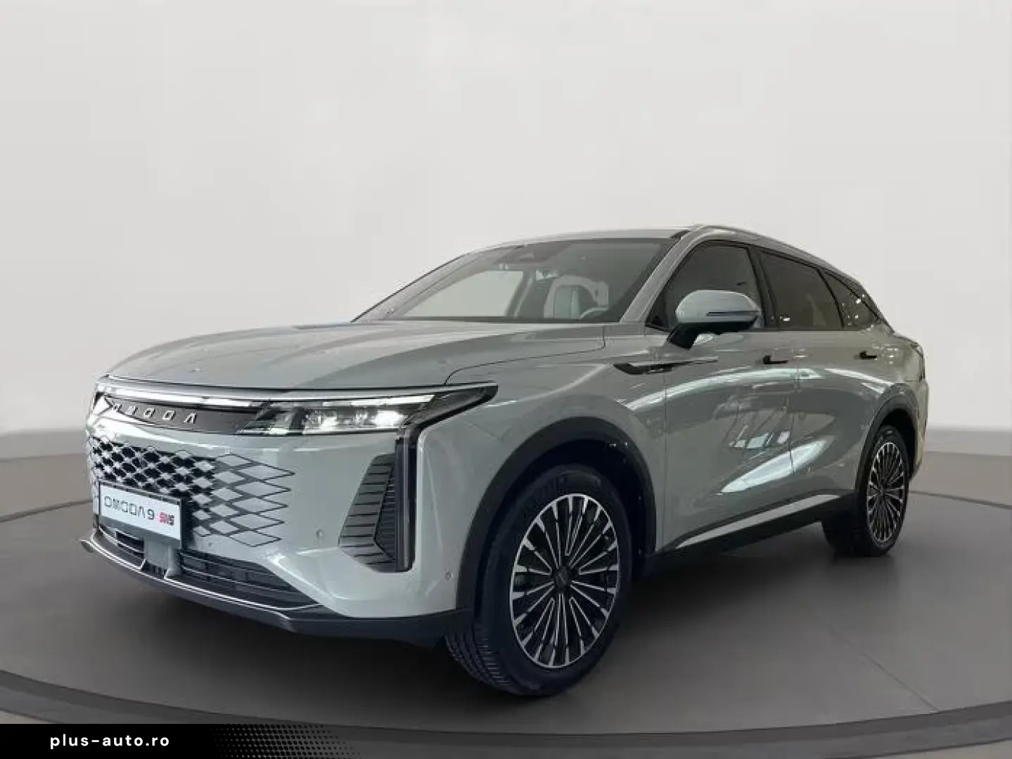 OMODA 9