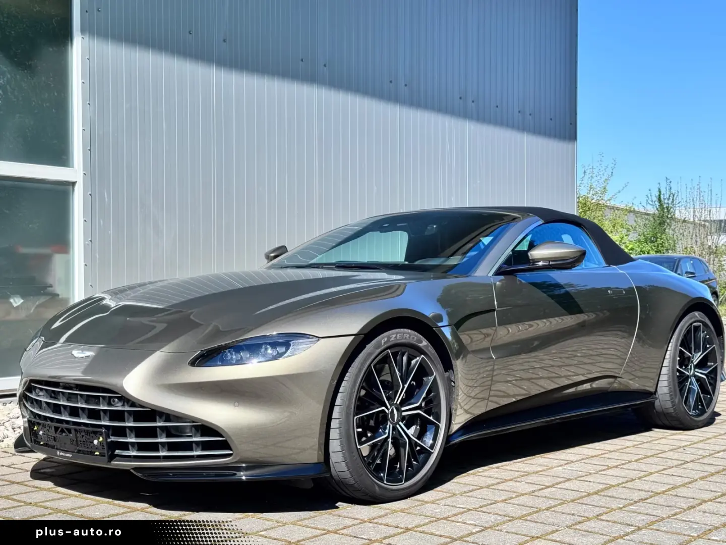 Aston Martin V8 Vantage