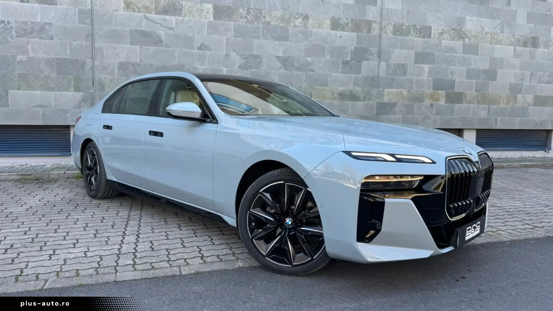 BMW 740