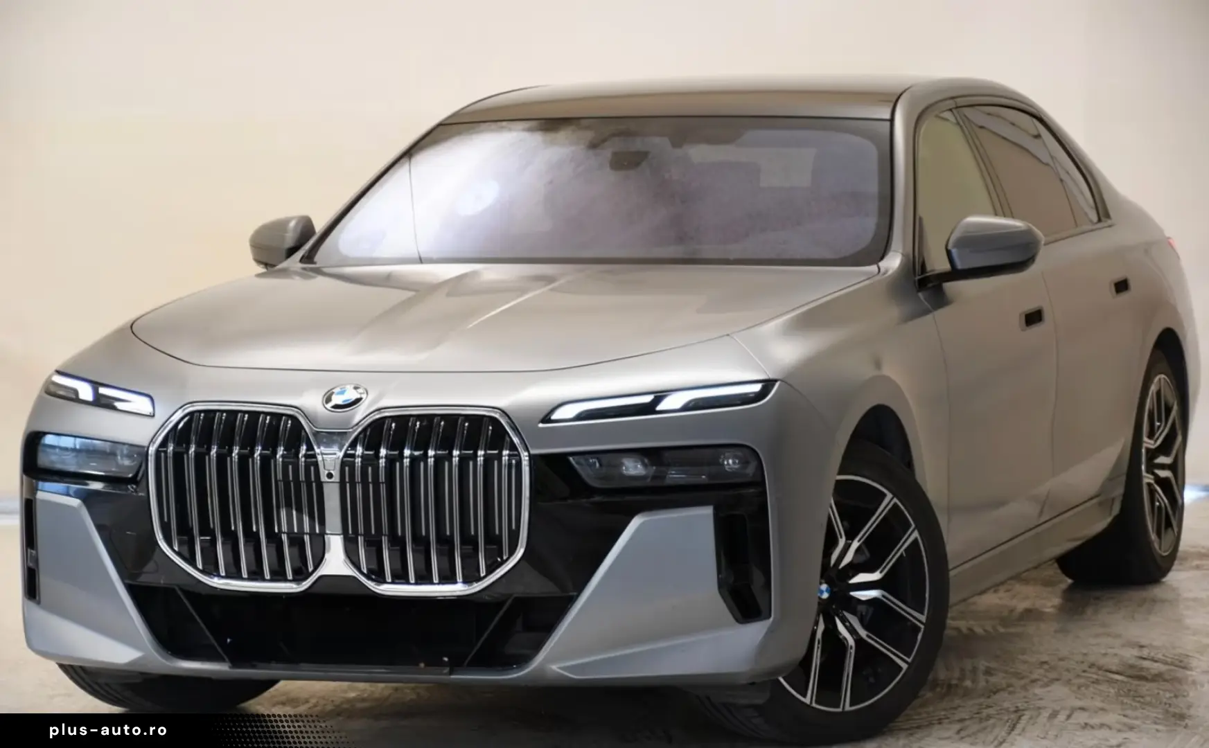 BMW 740