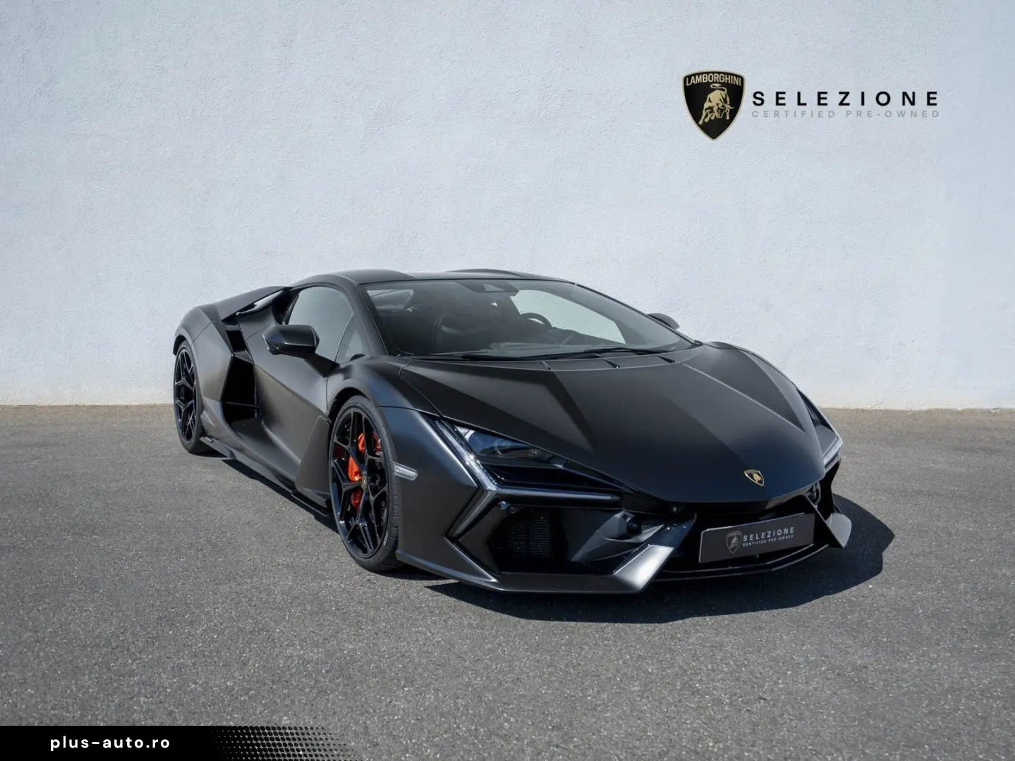 Lamborghini Revuelto