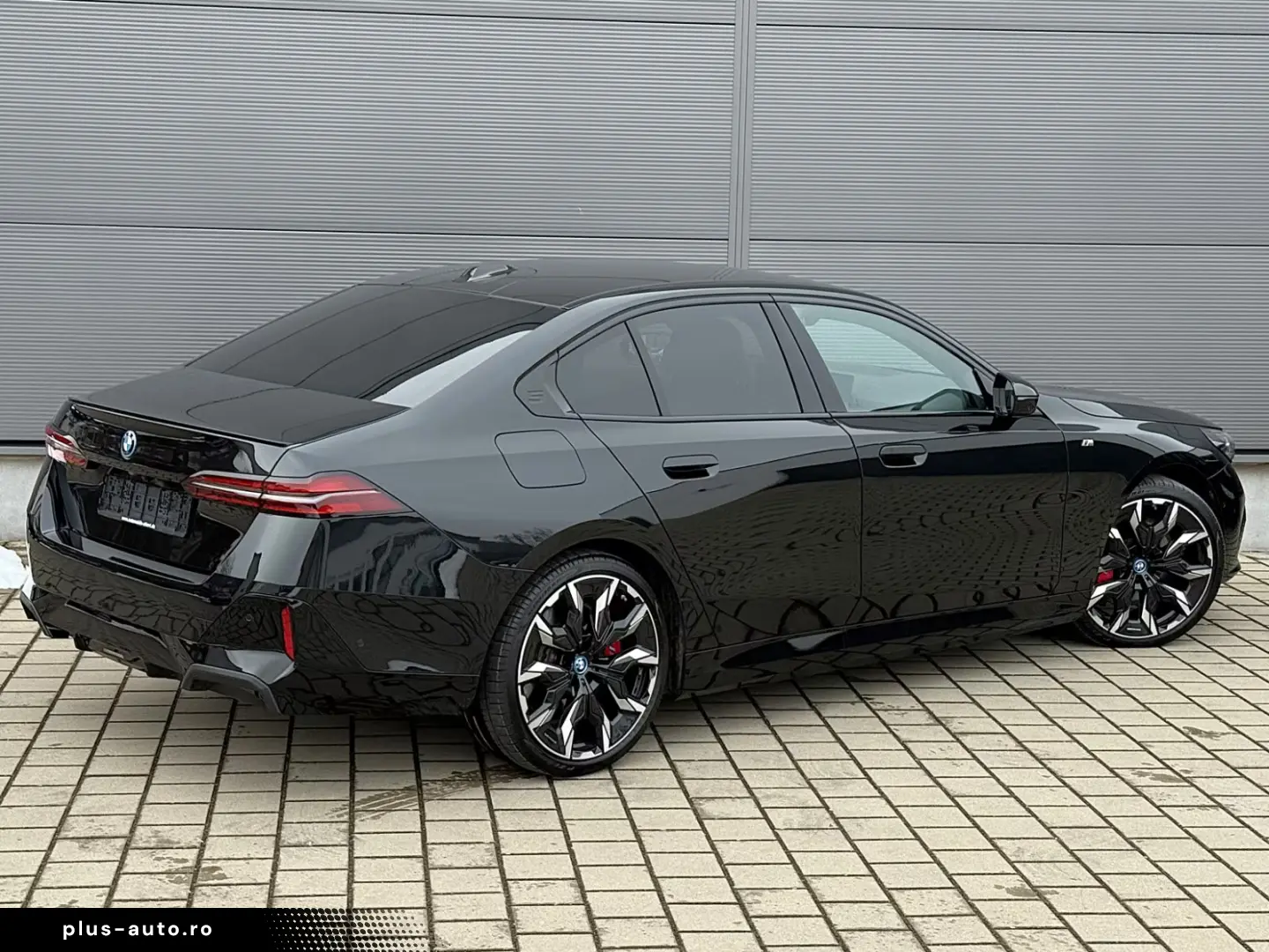 BMW 550