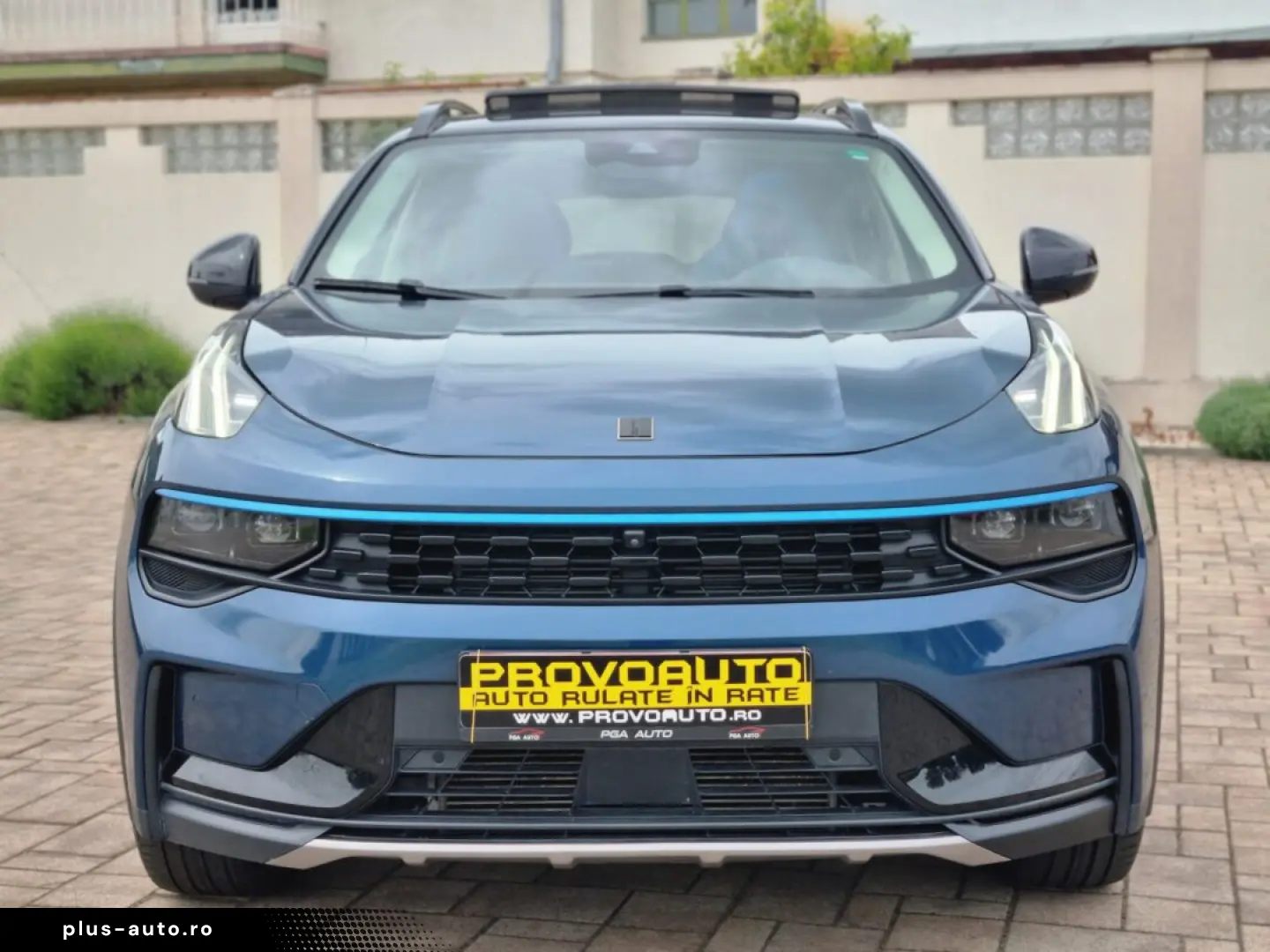 Lynk&Co 01