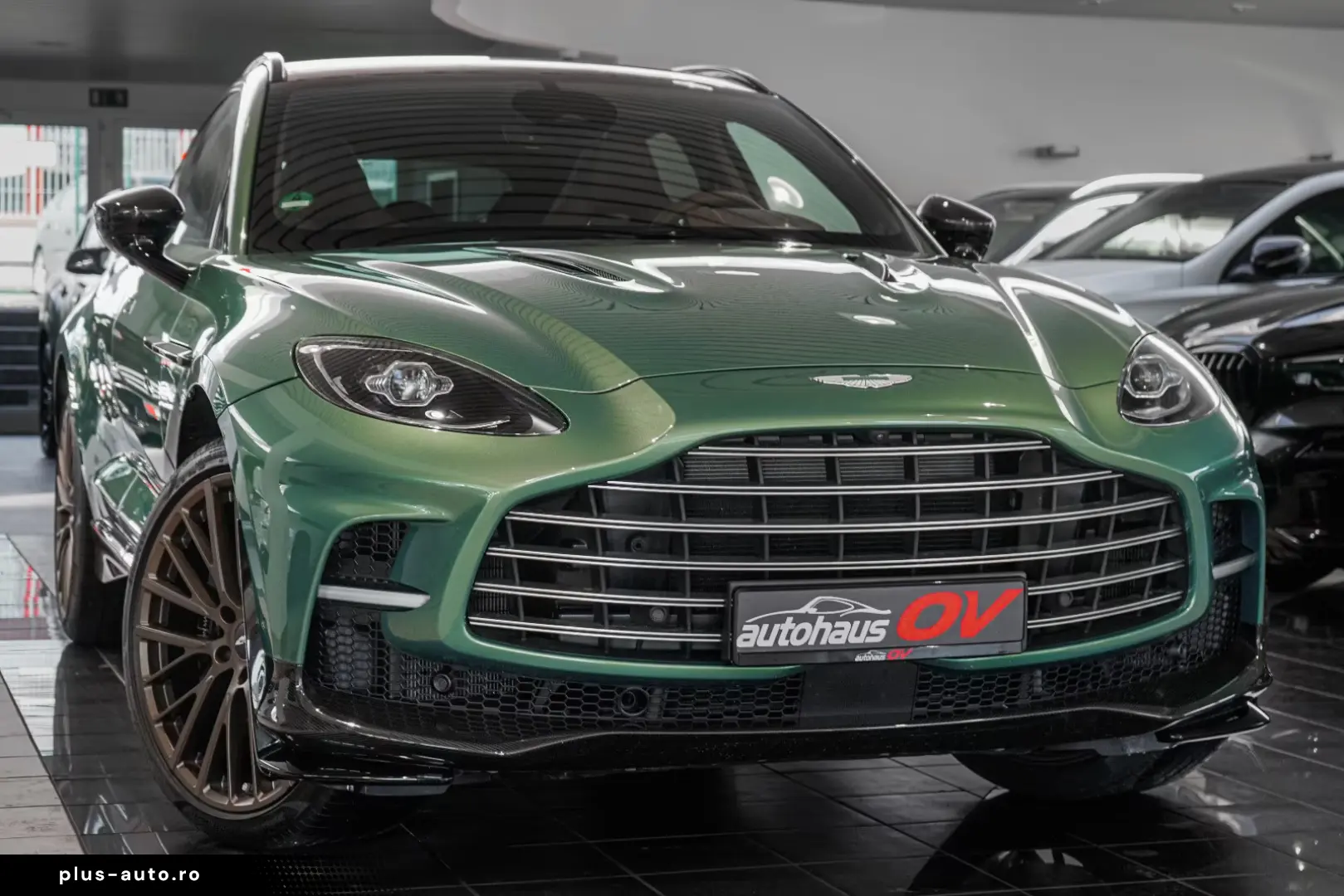 Aston Martin Dbx