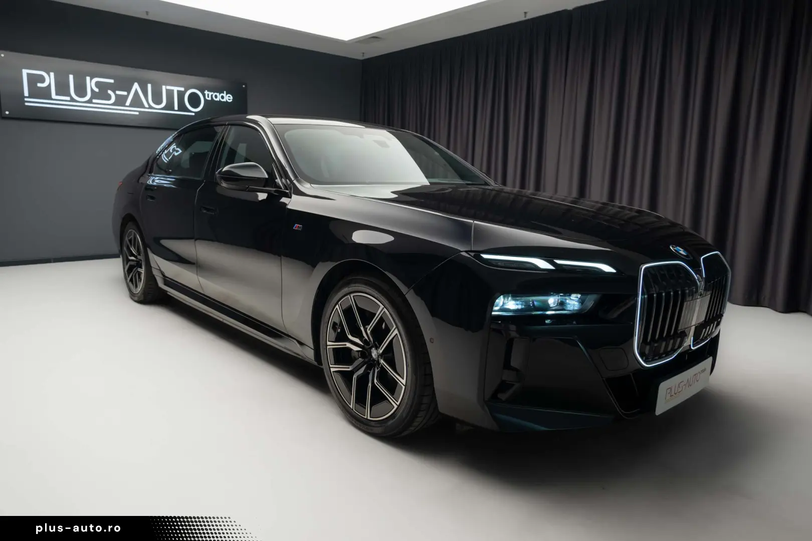BMW I7