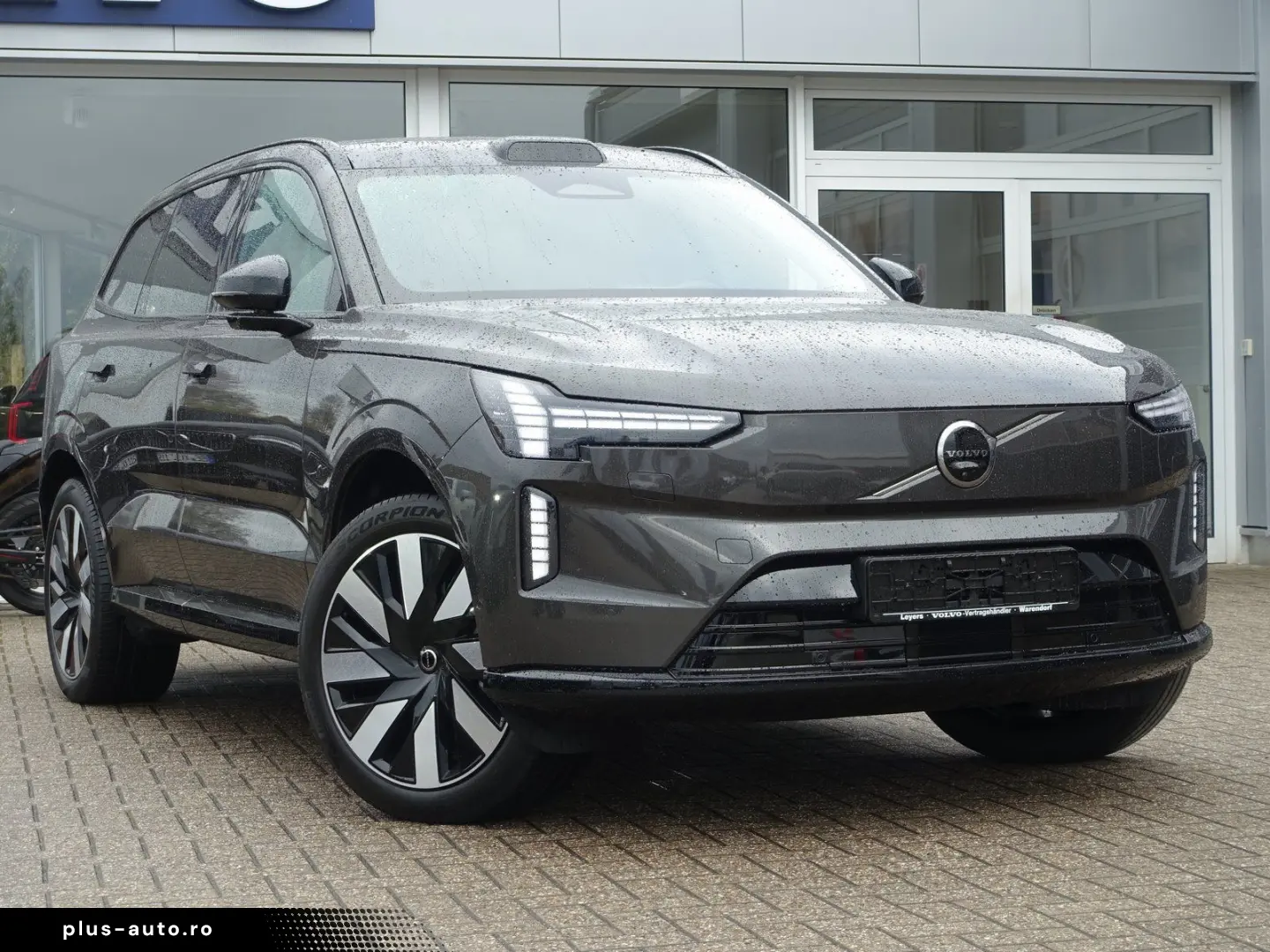 Volvo Ex90