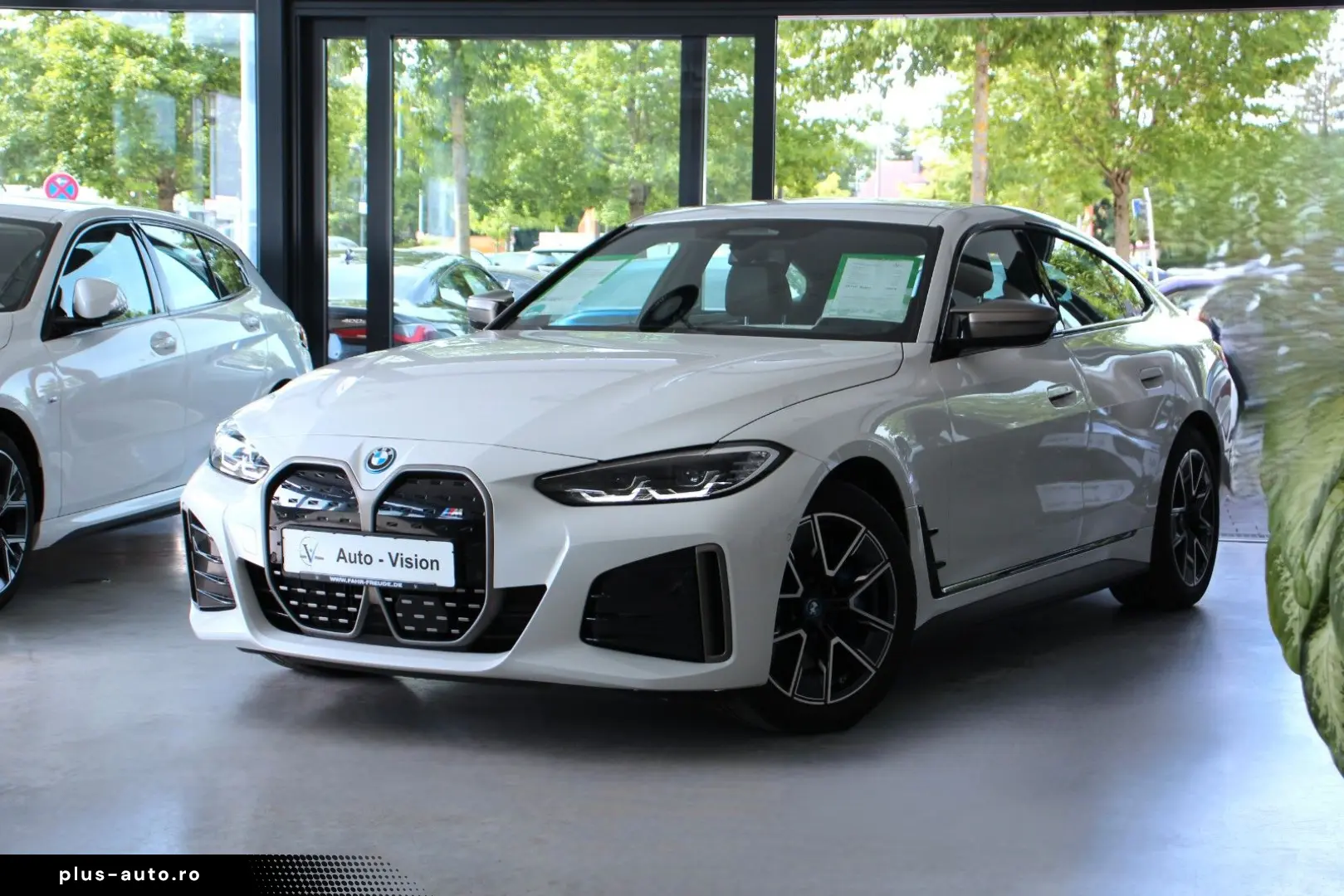 BMW I4