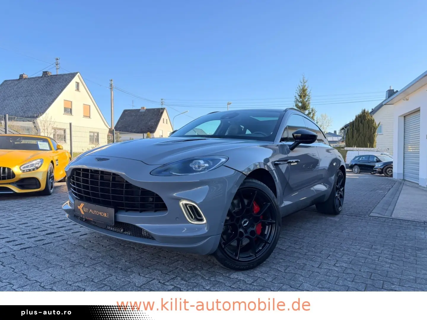 Aston Martin Dbx
