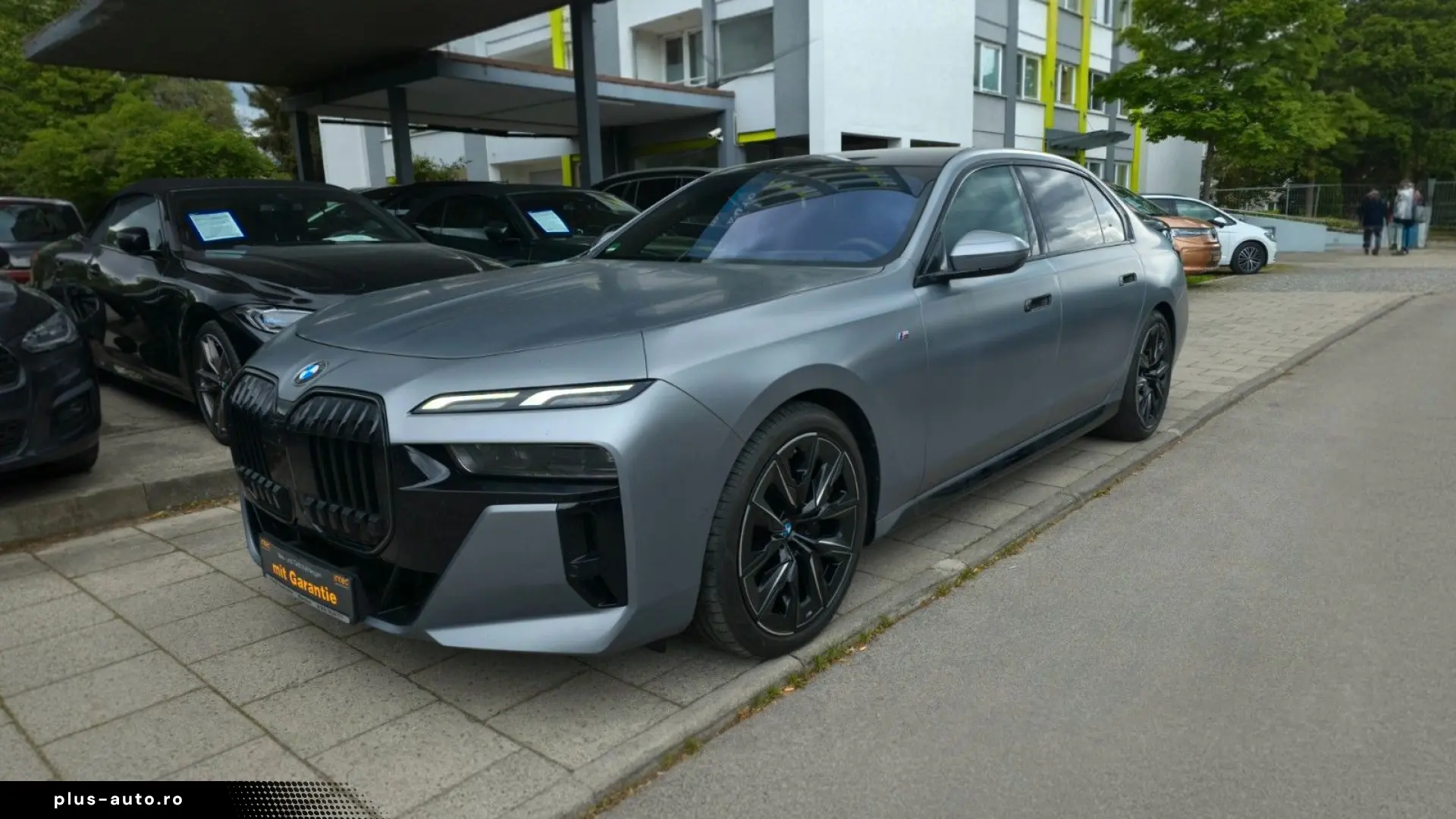 BMW 740