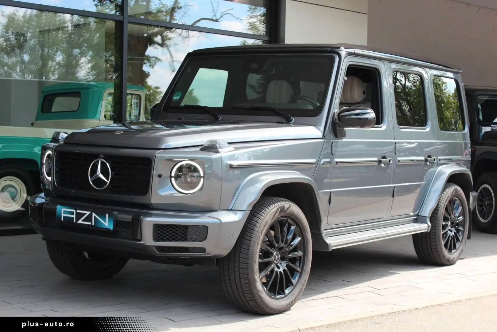 Mercedes-Benz G 400
