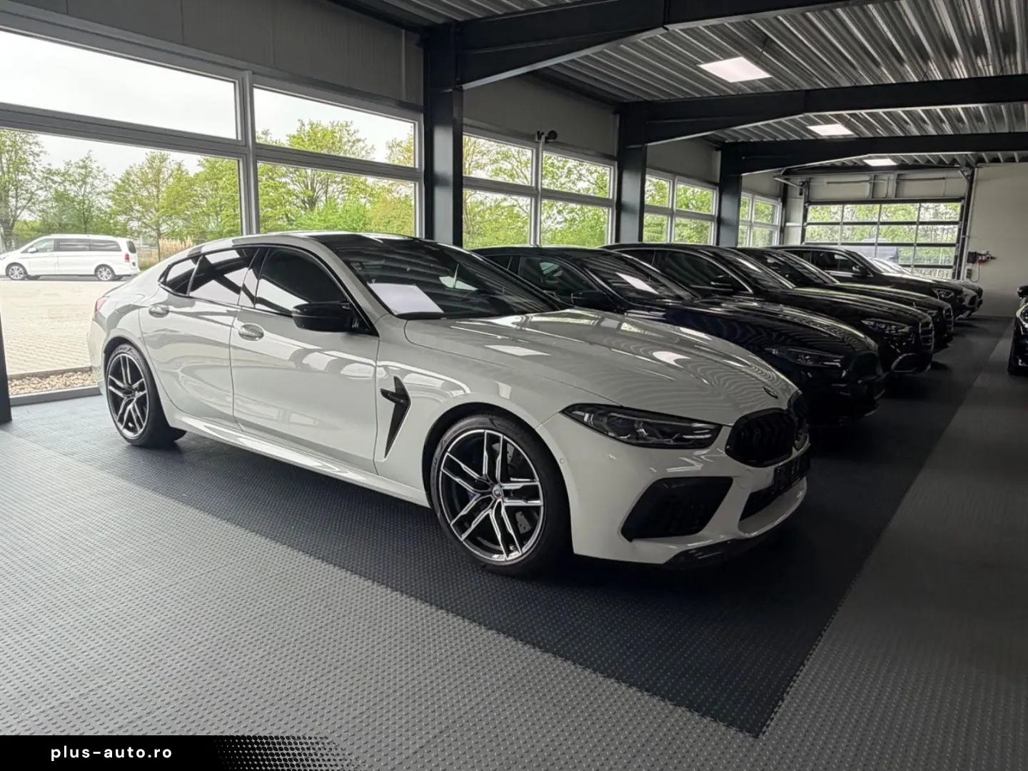 BMW M8