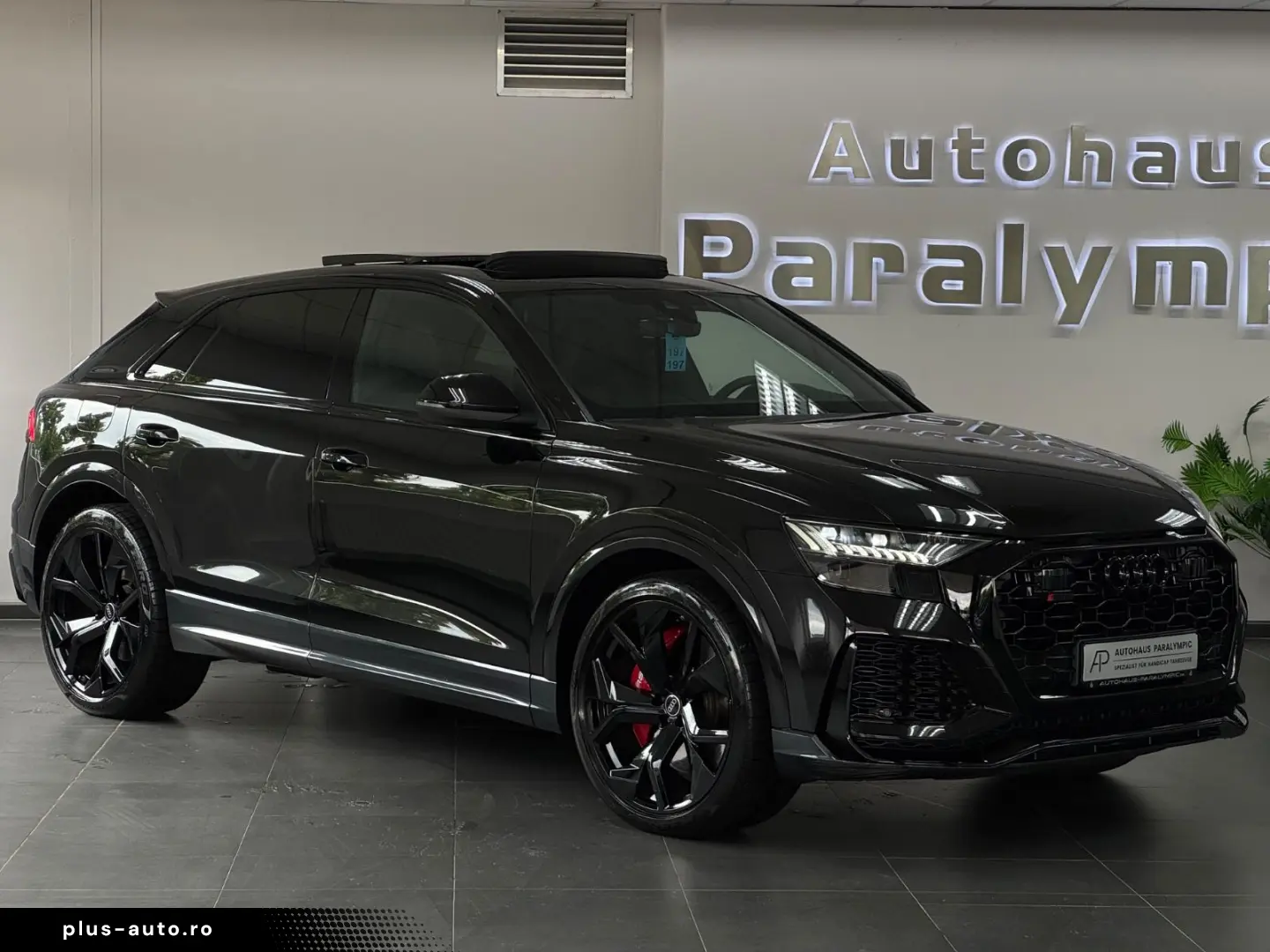 Audi Rsq8