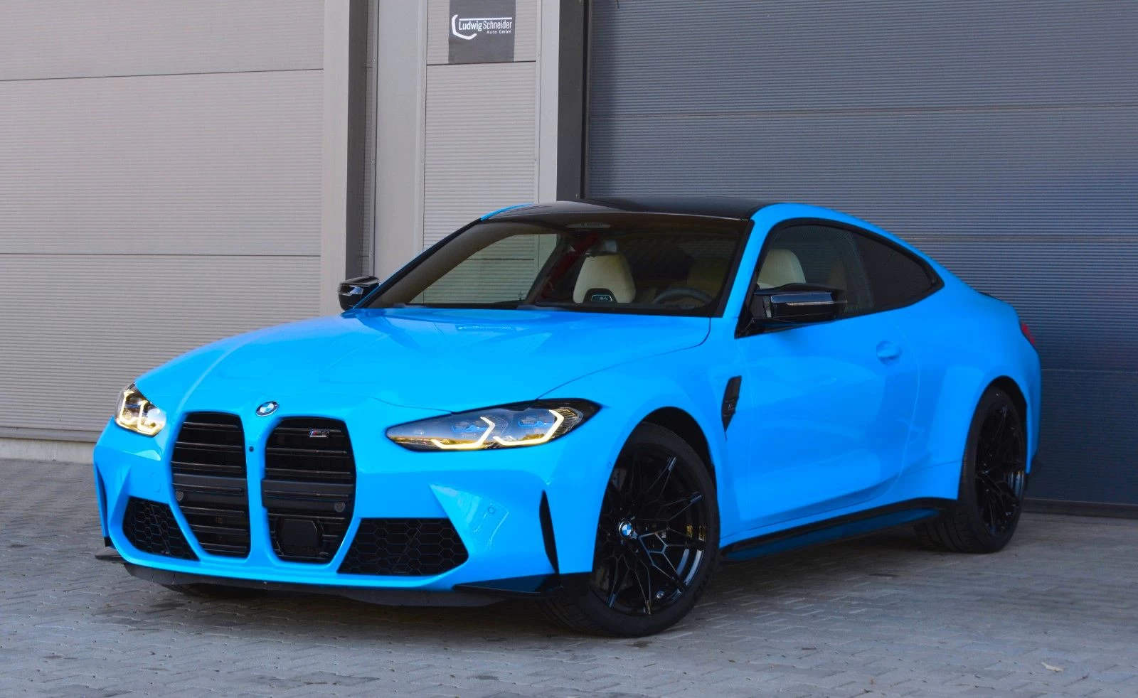 BMW M4