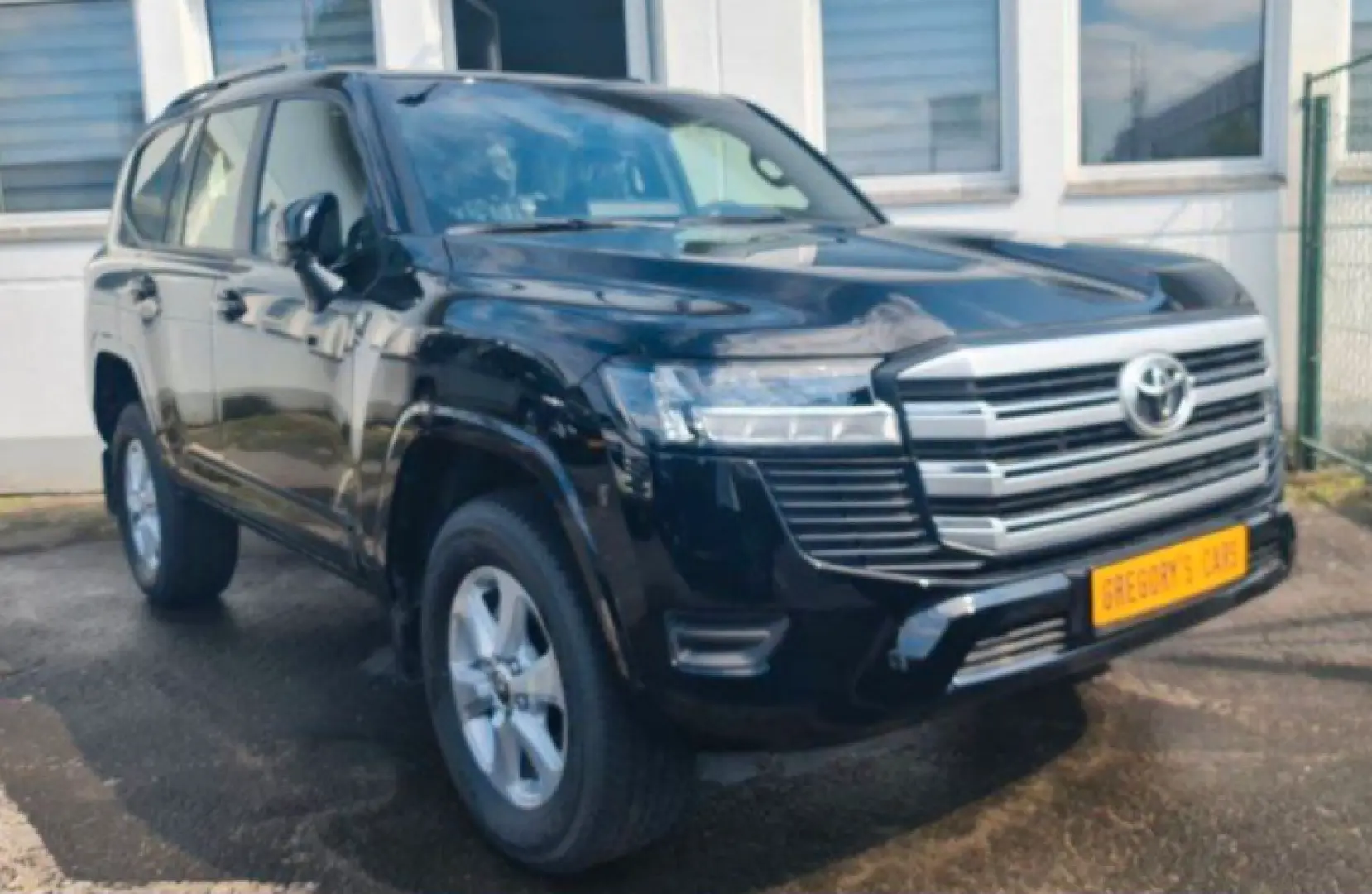 Toyota Land Cruiser
