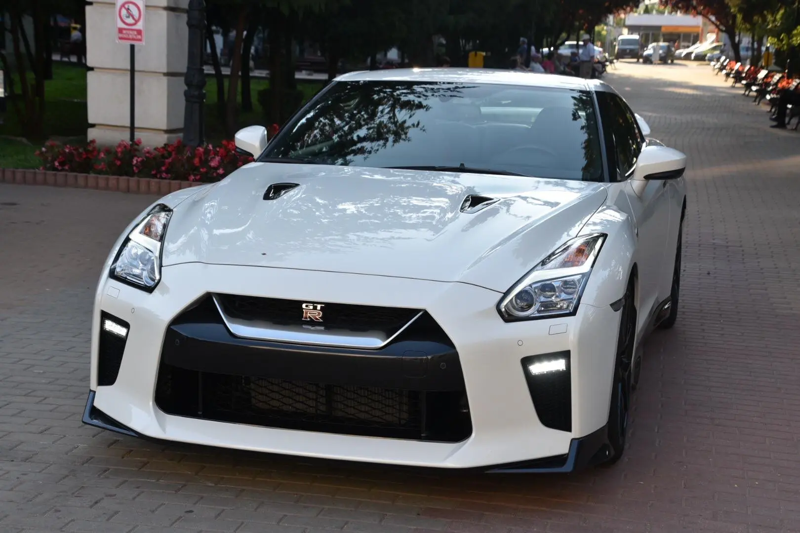 Nissan Gt-R