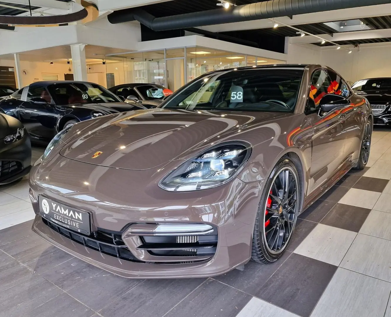 Porsche Panamera