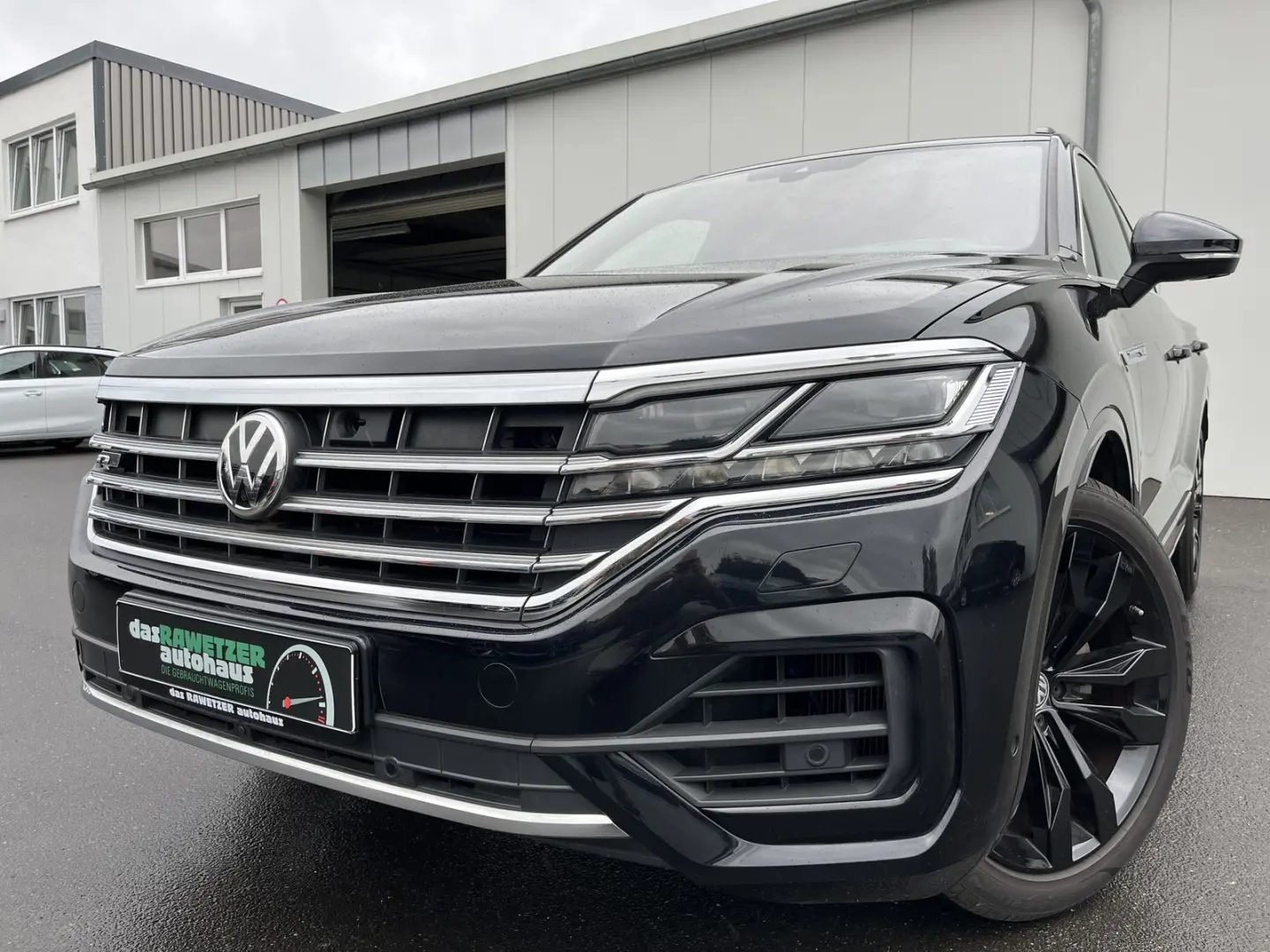 Touareg 3.0 TDI DSG V6 4Motion R-Line AHK Head U