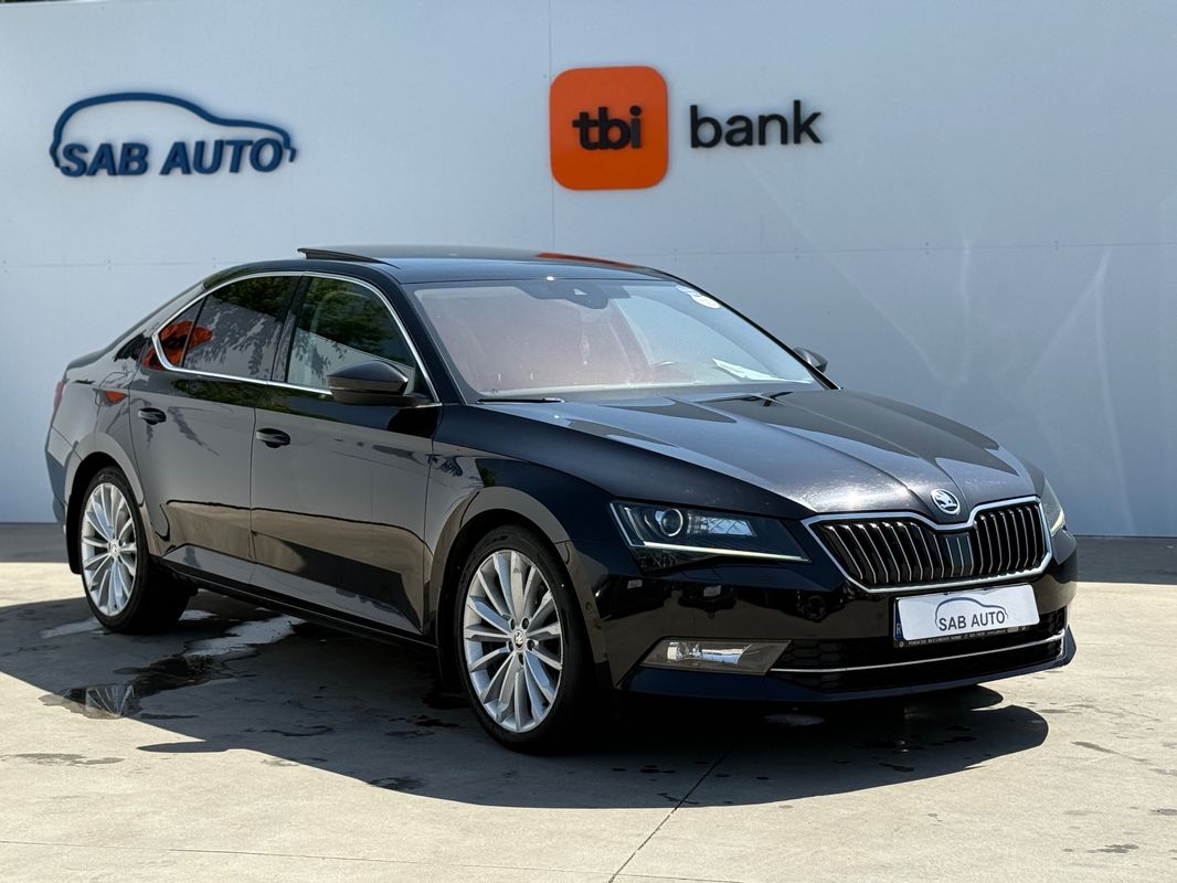 Skoda Superb — poza 2