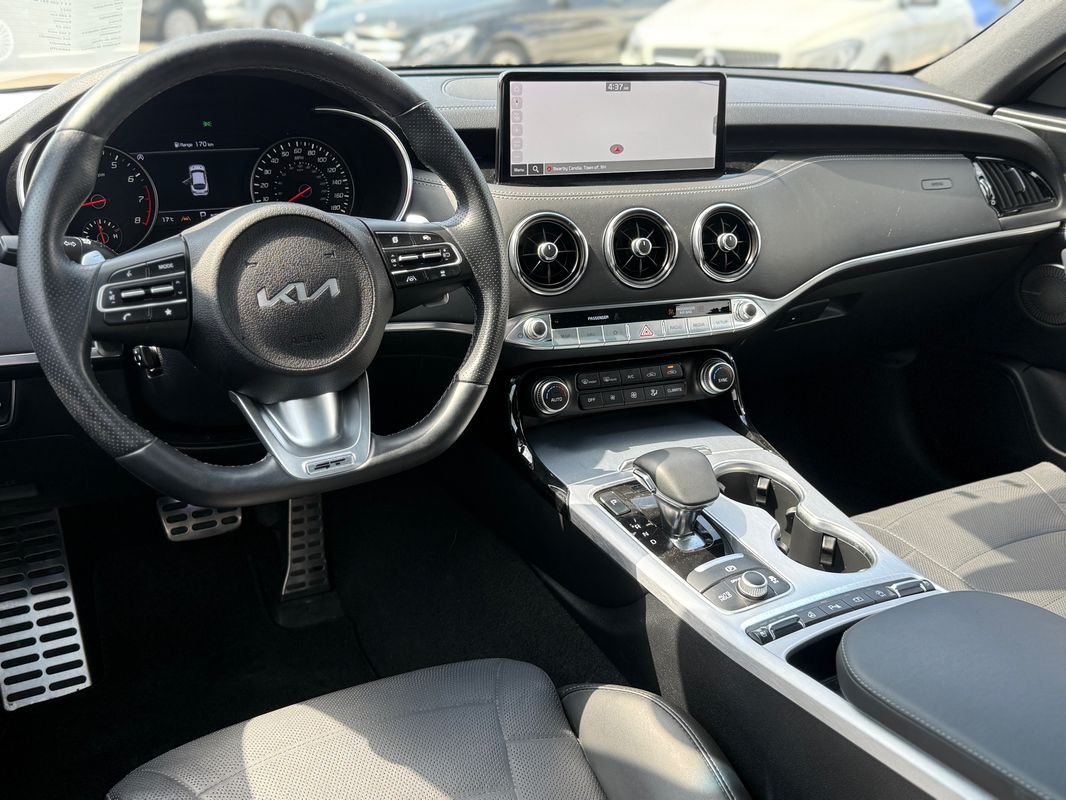 Kia Stinger — poza 3