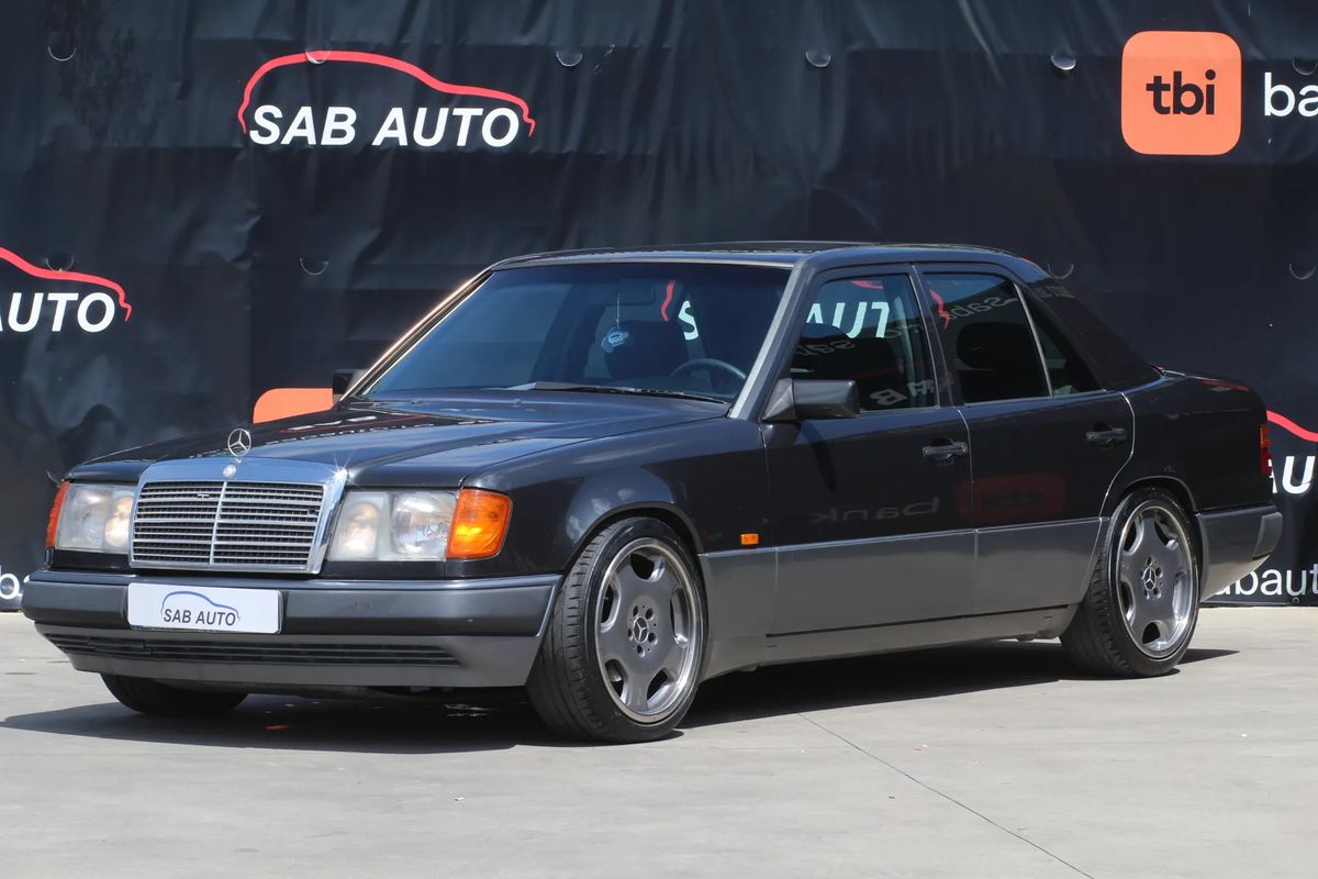 Mercedes-Benz E — poza 3