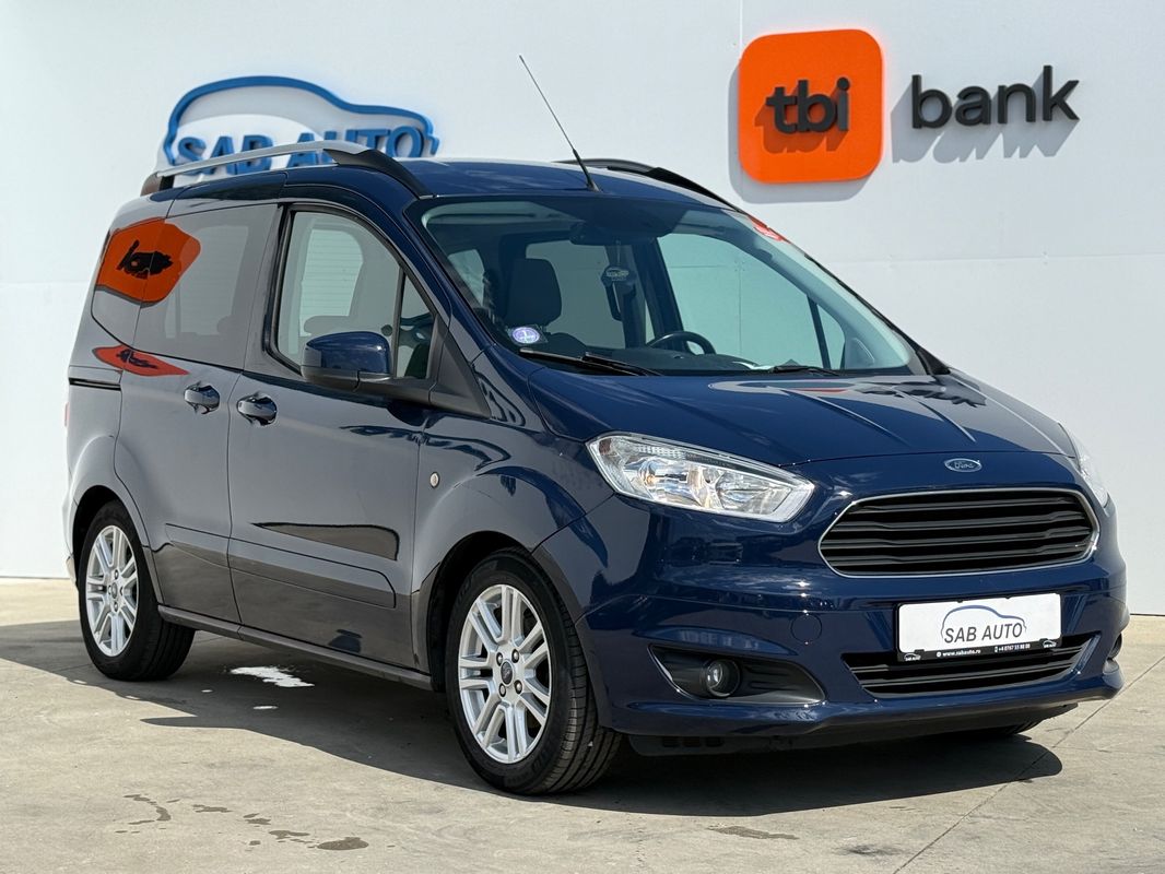 Ford Tourneo Courier — poza 2