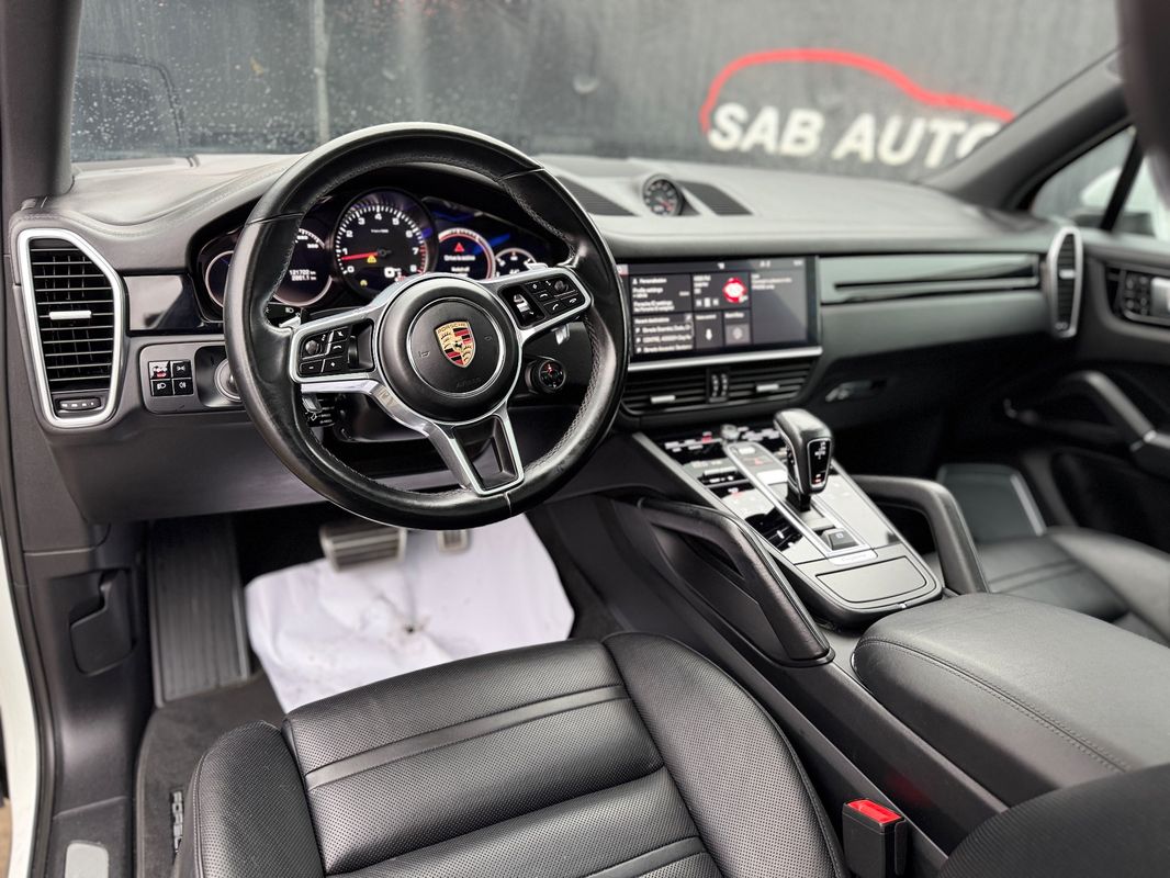 Porsche Cayenne — poza 3