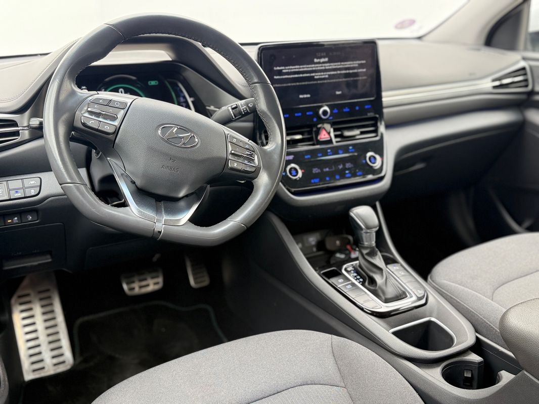 Hyundai Ioniq — poza 3
