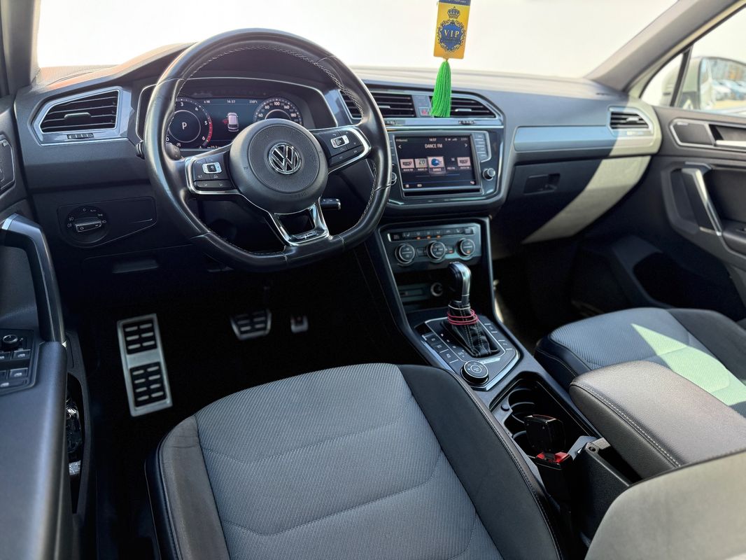 Volkswagen Tiguan — poza 2