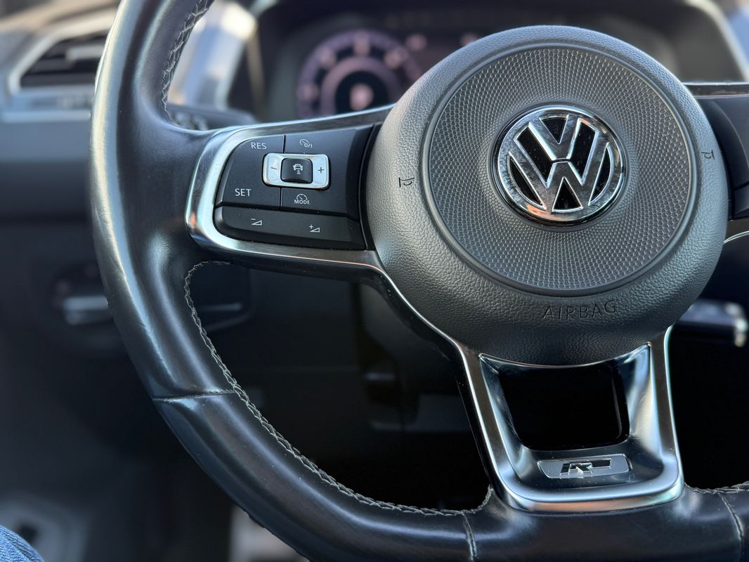 Volkswagen Tiguan — poza 3