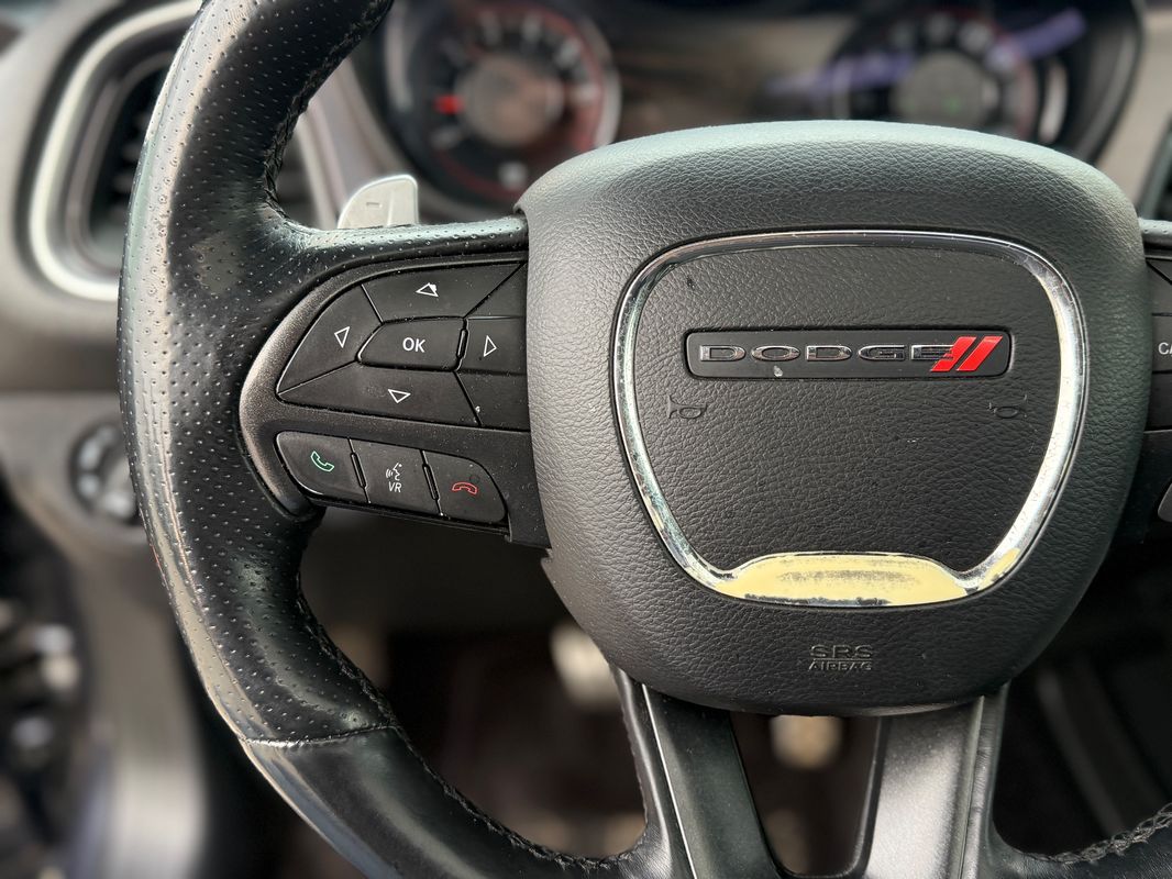 Dodge Challenger — poza 3
