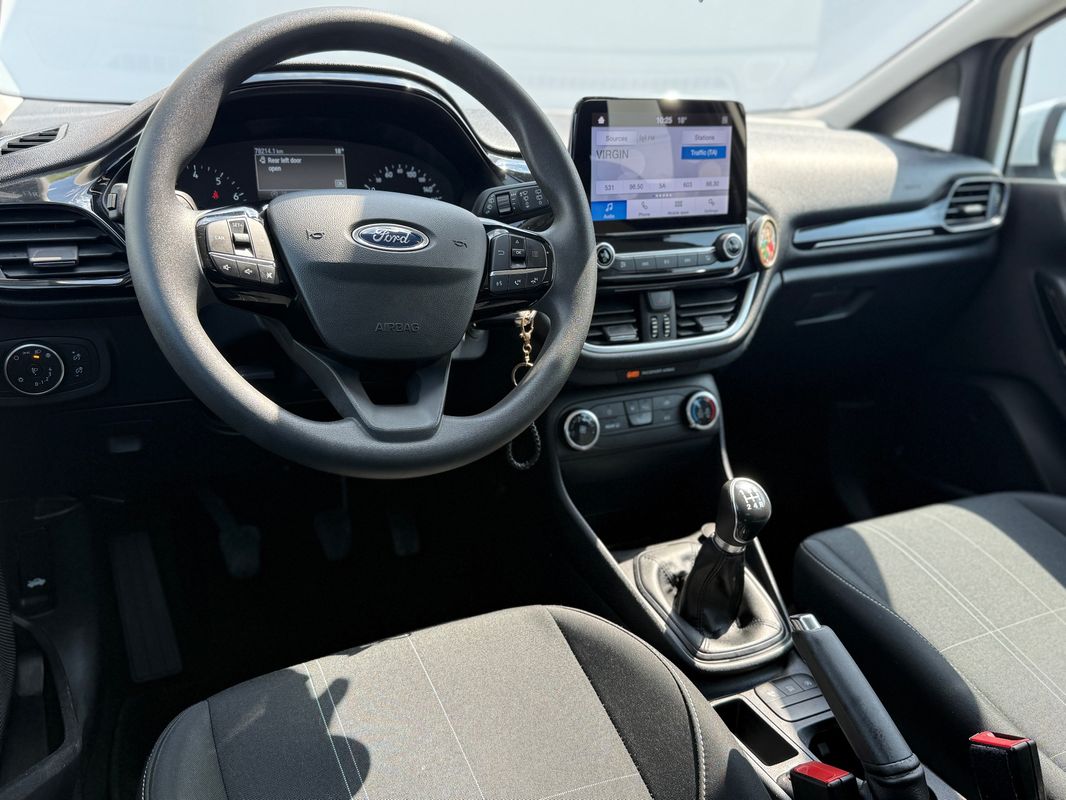 Ford Fiesta — poza 3