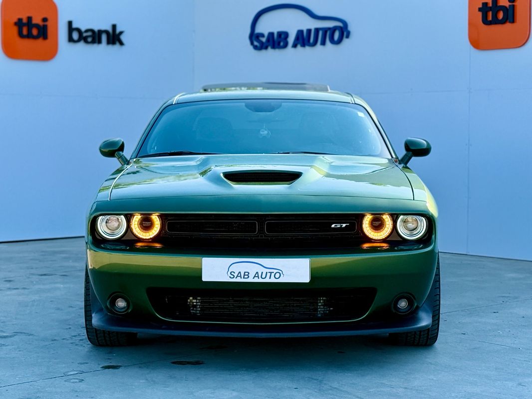 Dodge Challenger