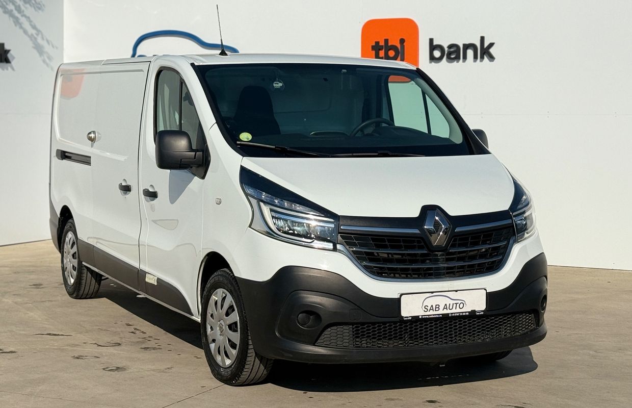 Renault Trafic — poza 2