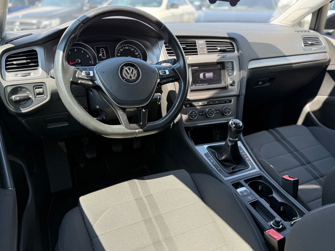 Volkswagen Golf — poza 3