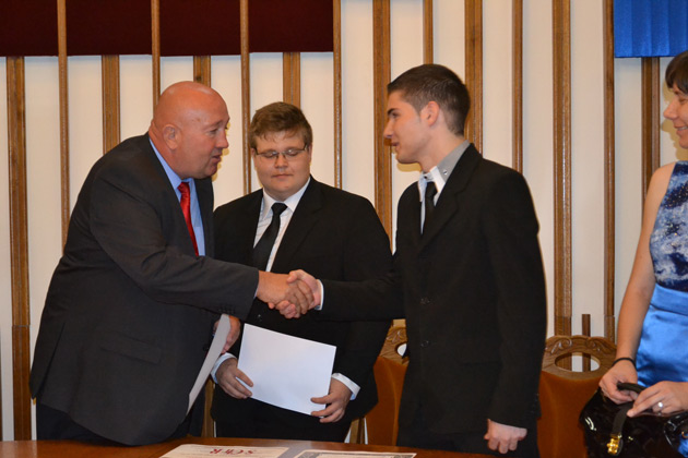 Colegiul Naţional Ioan Slavici face legea în chimia românească