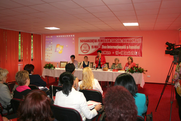 Femeile social-democrate pun umărul  la consolidarea familiei