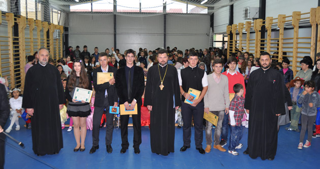 Premiaţi pentru merite deosebite