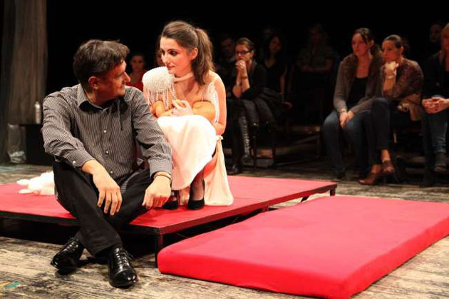 În cadrul Festivalului “Fără bariere” - Trupa Iosif Vulcan urcă pe scena Casei de Cultură a Sindicatelor